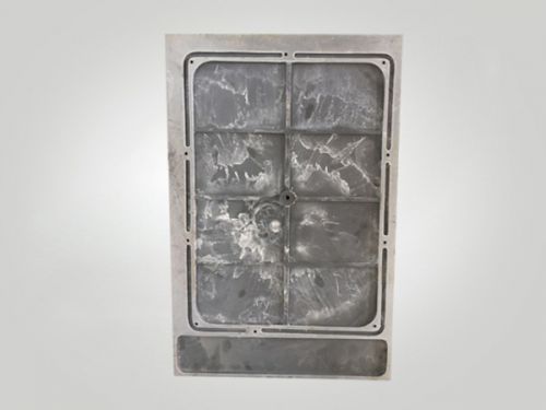 尼龙箱盖大小